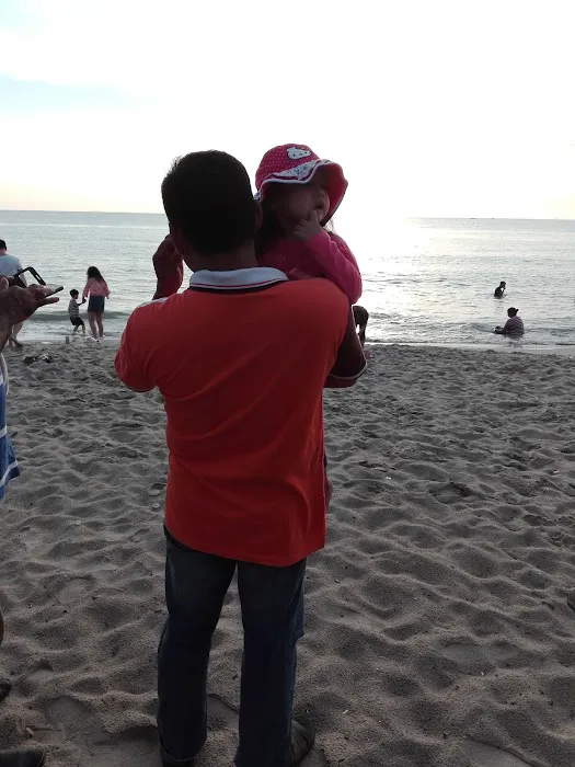 Port Dickson beach Picture 5