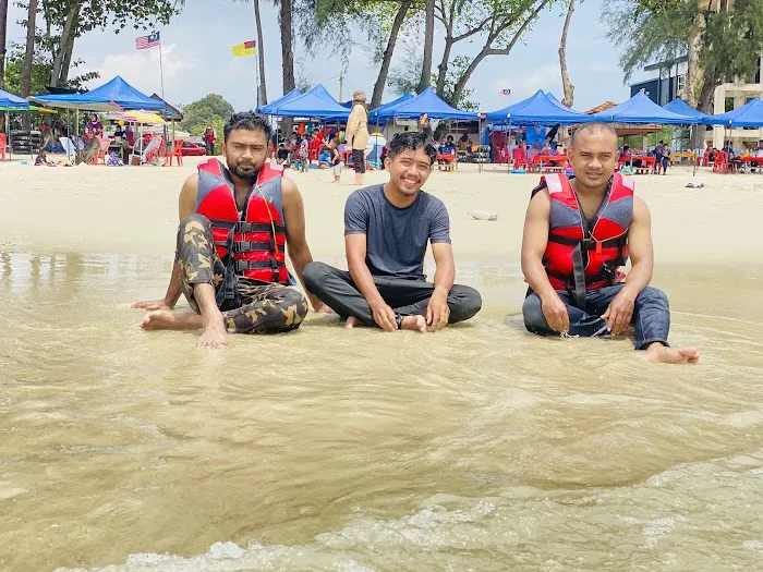 Port Dickson beach Picture 7