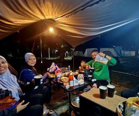 Es Mail Campsite