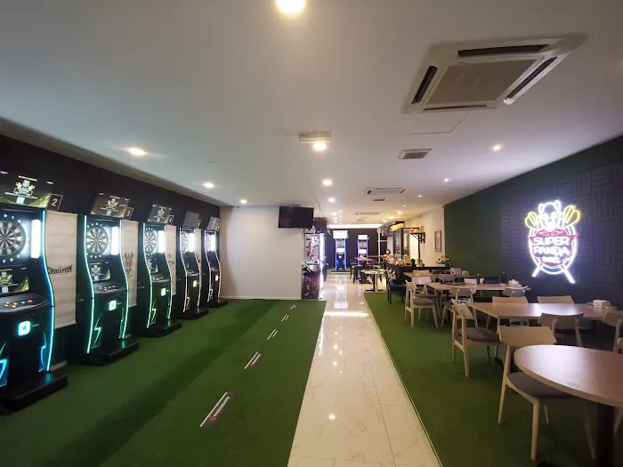 Super Panda Darts Cafe Picture 3