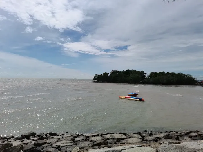 Pantai Cahaya Picture 2