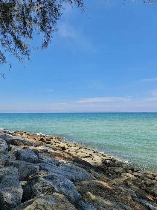 Pantai Cahaya Picture 8
