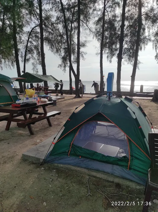 Teluk Kemang Picture 9