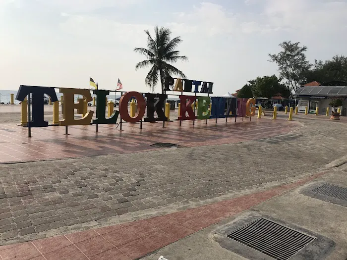 Port Dickson Beach Picture 3