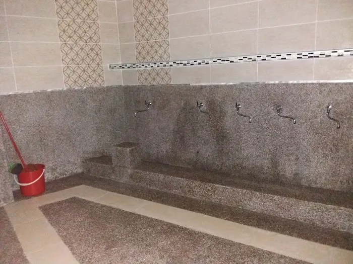 Surau Fakulti Ekonomi Dan Pengurusan Picture 2
