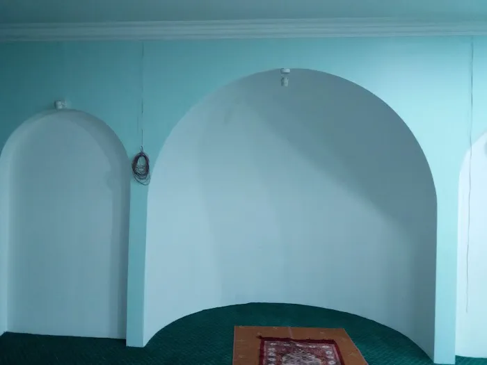 Surau Fakulti Ekonomi Dan Pengurusan Picture 1