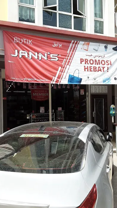 Janns @ Tanah Merah Picture 1