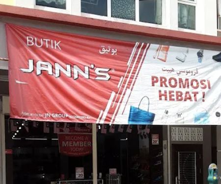 Janns @ Tanah Merah
