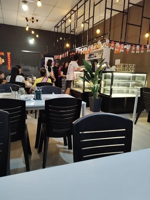 Section Head Cafe Picture 6