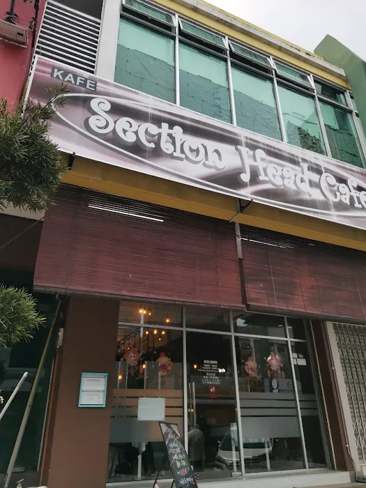 Section Head Cafe Picture 7