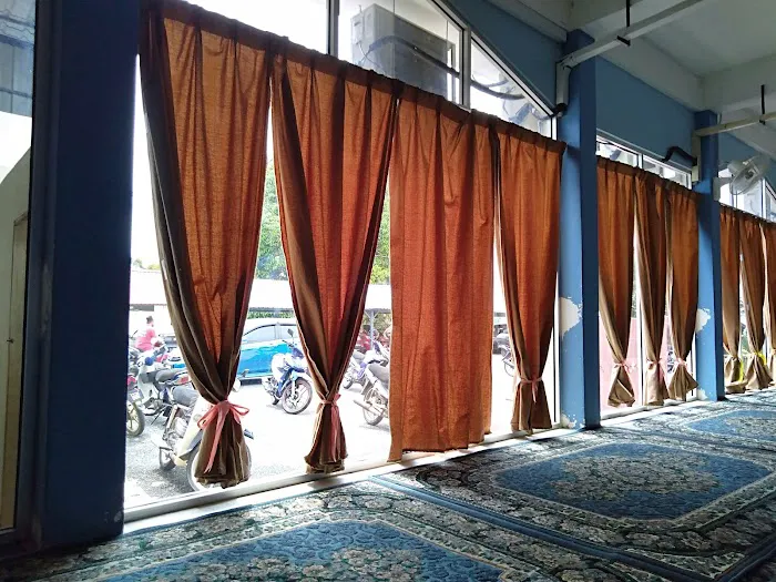 Sultan Ahmad Shah Bandar Jengka Mosque Picture 10
