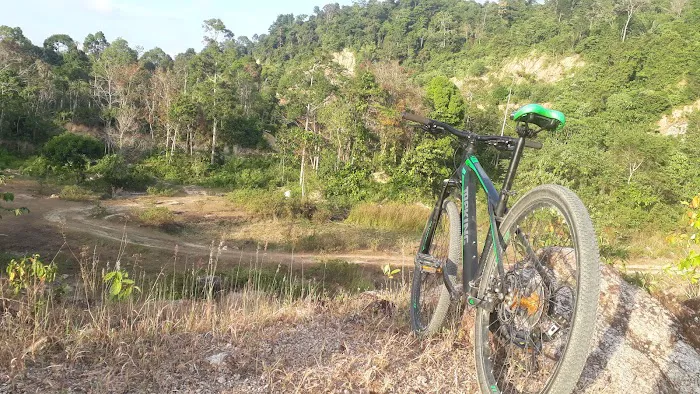 Kaki bukit gua kambing Picture 2