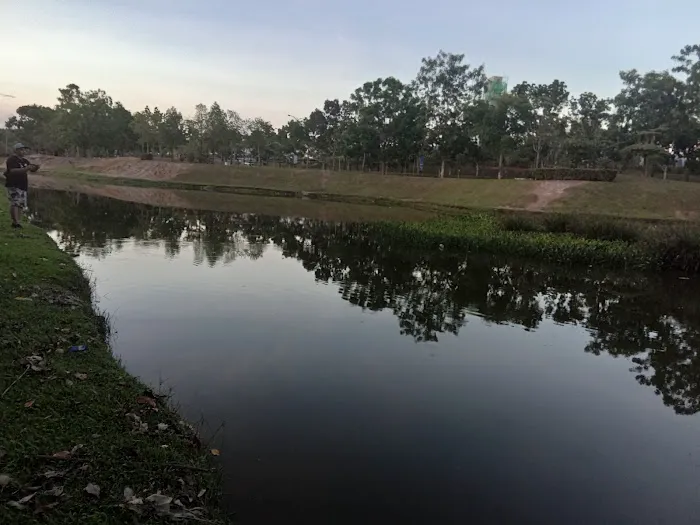 Kolam Pondok Polis Nilai Impian Picture 1