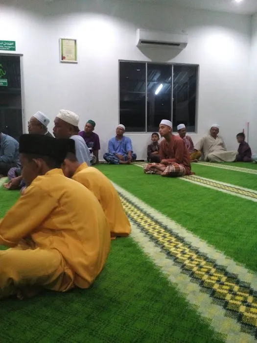 Surau Taman Aneka Jaya Picture 5