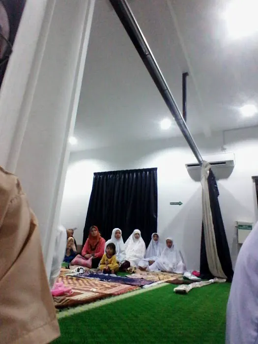 Surau Taman Aneka Jaya Picture 3