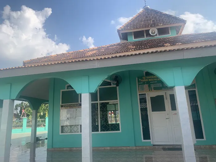 Masjid Al Hikmah Pantai Dlm Picture 1