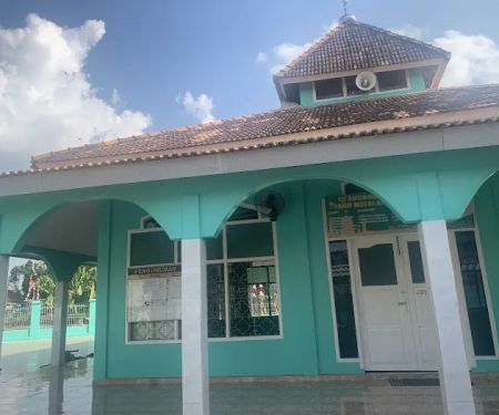 Masjid Al Hikmah Pantai Dlm