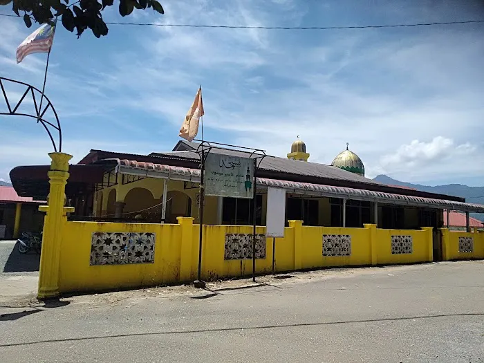 Pasir Dusun District Mosque Picture 2