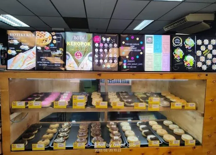Josi Donut n Cafe Picture 2