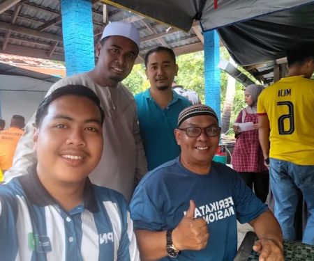 Kedai Kakye Nasi Kerabu Golok