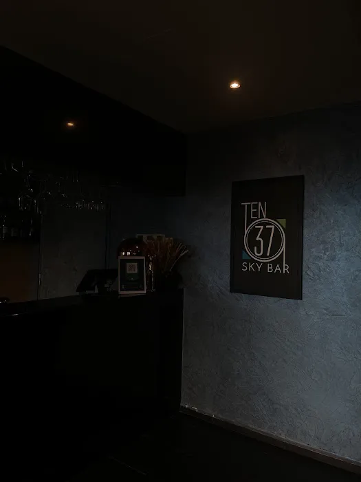 H Bar Picture 9