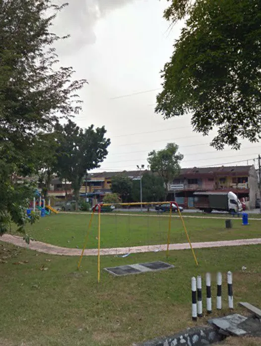 Children Playground & Jogging Track Picture 1