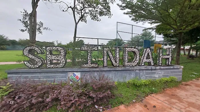 Padang Taman Sungai Besi Indah Picture 1