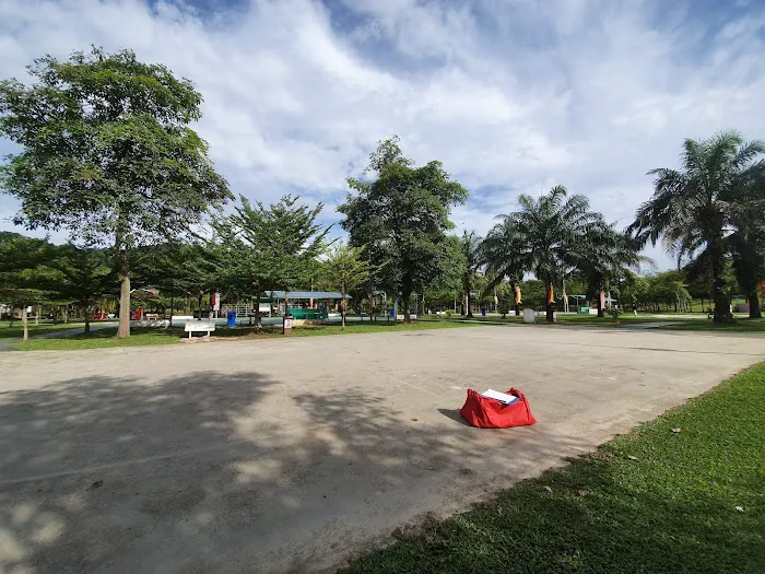 Taman Wawasan Recreational Park Picture 2