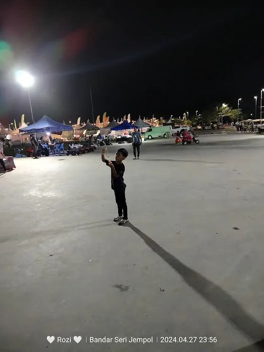 Dataran Seri Jempol Picture 2