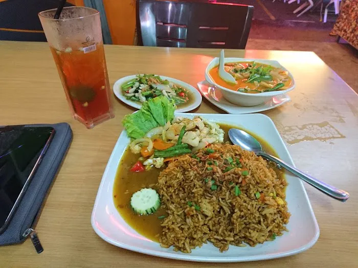 AzunaTomyamPoktek Restaurant Picture 8