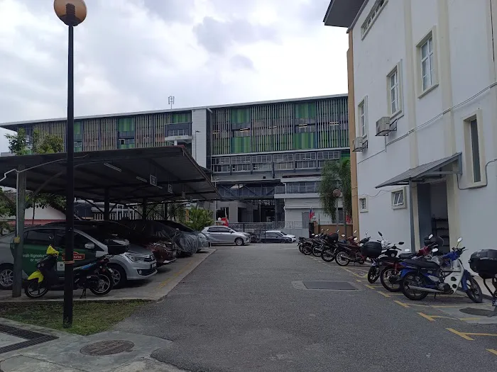 Masjid Jamek Sungai Besi (Ibnu Khaldun) Picture 9