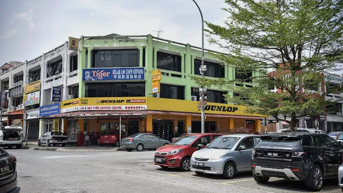 kelab lim chew kepong. Picture 4