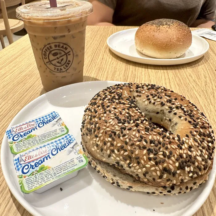The Coffee Bean & Tea Leaf Picture 9