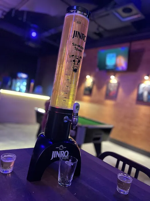 Thirst bar and grill Picture 3