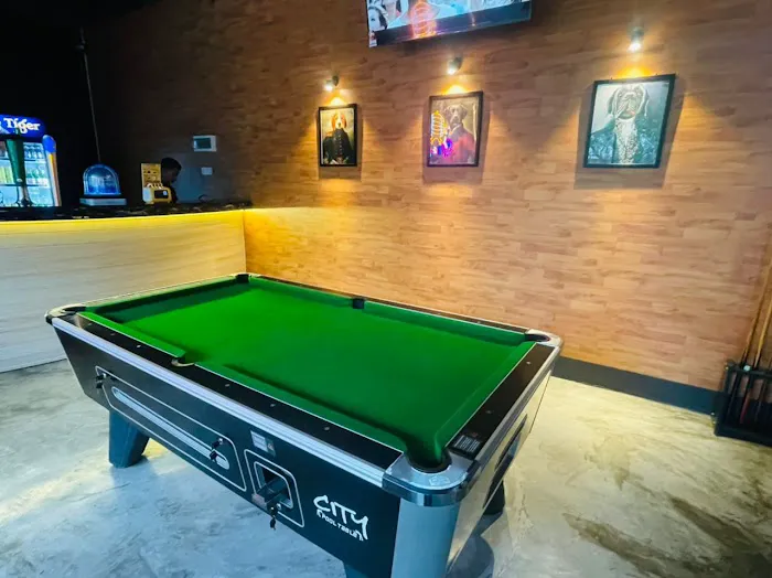 Thirst bar and grill Picture 5