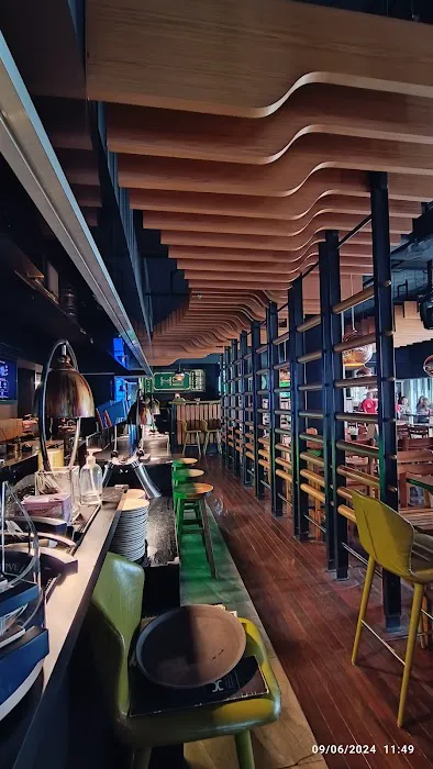 X9 Bar & Restaurant Picture 10