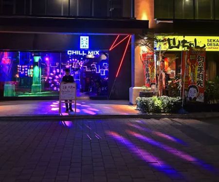 Chill Mix Karaoke & Bar