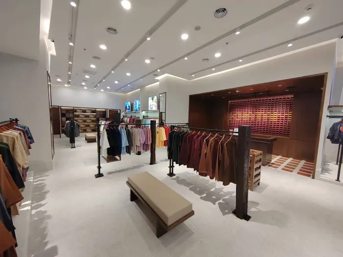 KHATAM Central i-City Picture 10