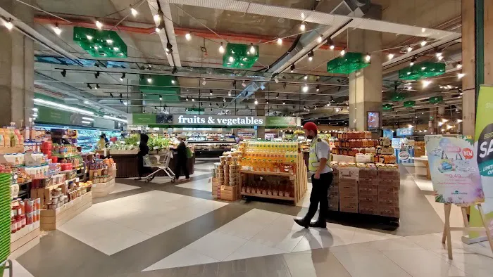 Central i-City Picture 3