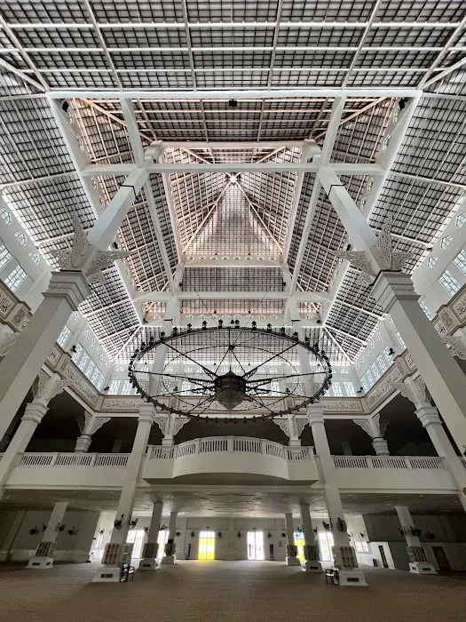 Taman Ilmu Mosque (Main Mosque) Picture 2