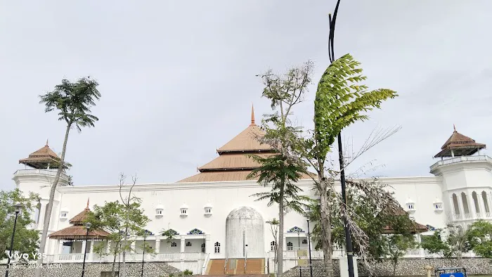 Taman Ilmu Mosque (Main Mosque) Picture 8