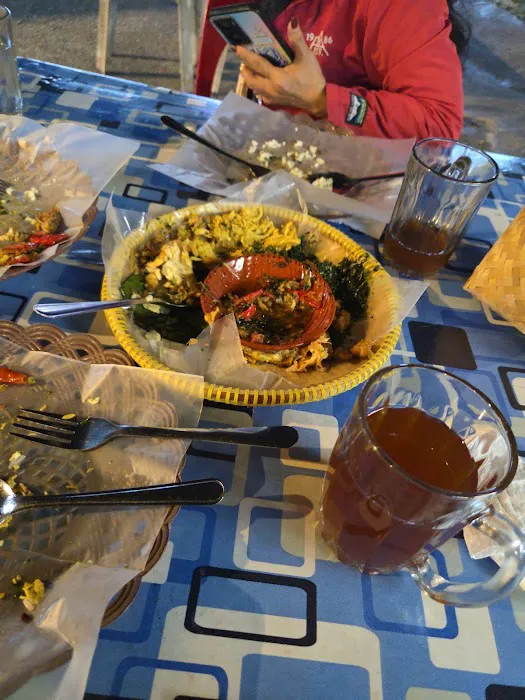 Warung Ngeliwet Yuk Picture 2