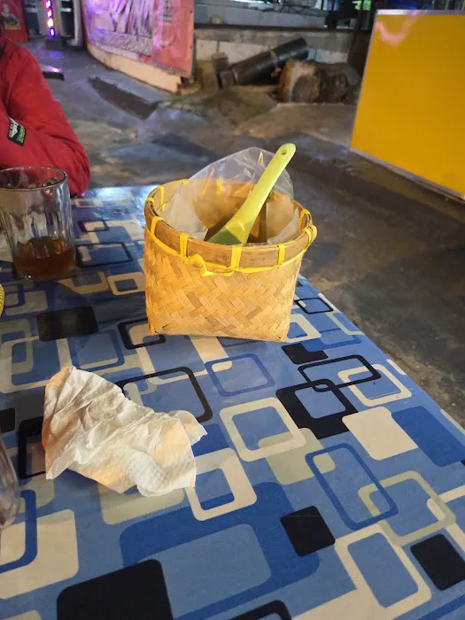 Warung Ngeliwet Yuk Picture 1