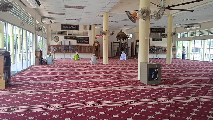Masjid Kg Air Tawar Picture 9