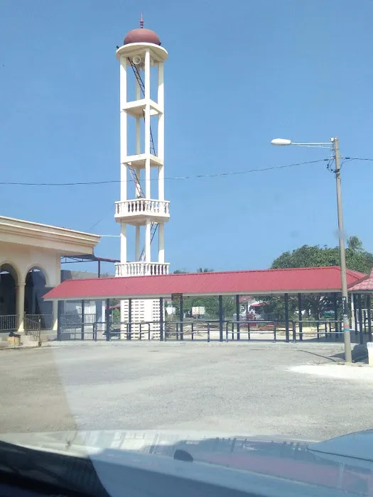 Masjid Kg Air Tawar Picture 1