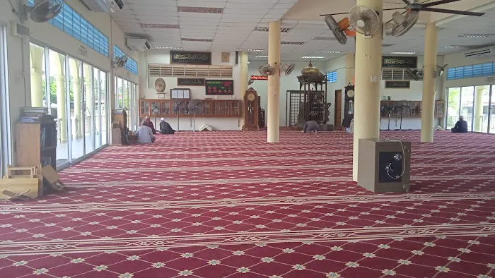 Masjid Kg Air Tawar Picture 6