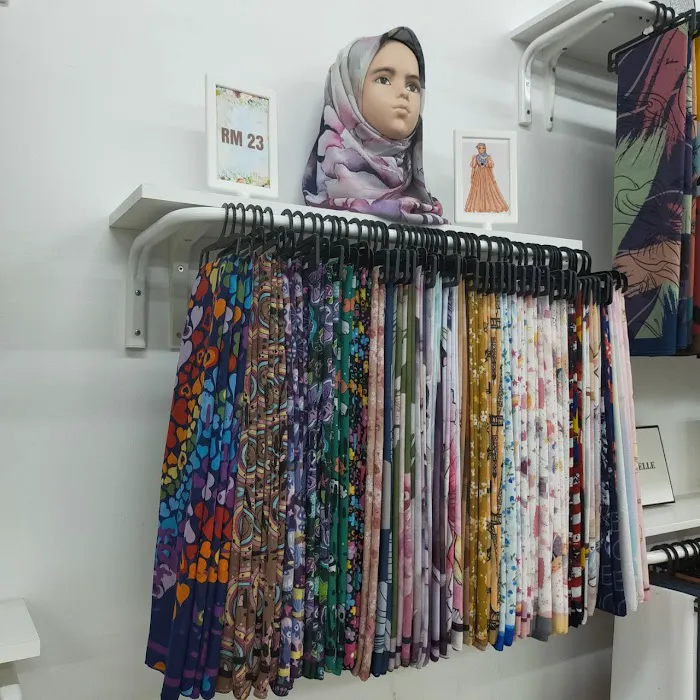 Shaella Exclusive Boutique Picture 2