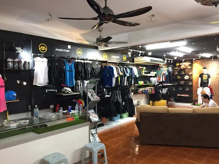 Ai sports center Picture 1