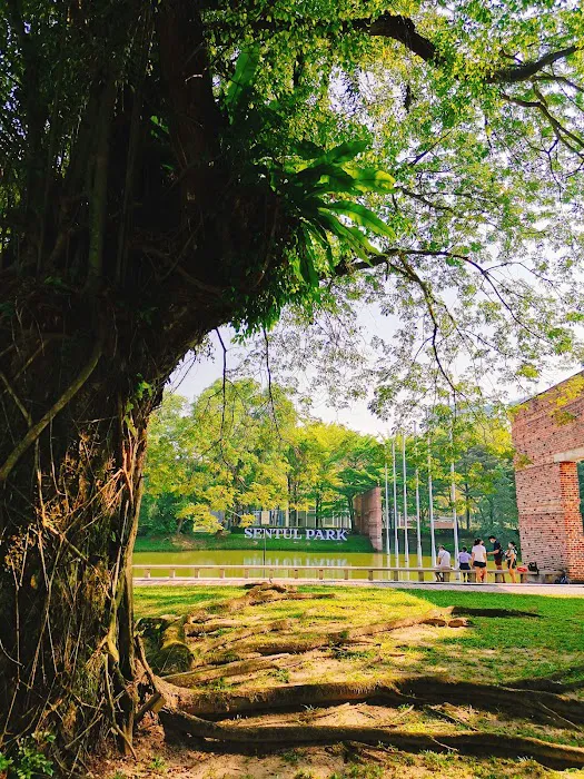 Sentul Park Picture 10