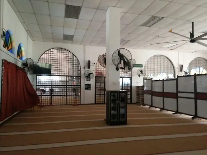 Masjid Kampung Kuala Sat Picture 9